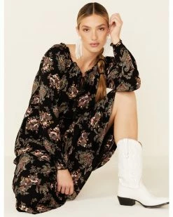 Panhandle Women's Black Paisley Midi Tassel Dress