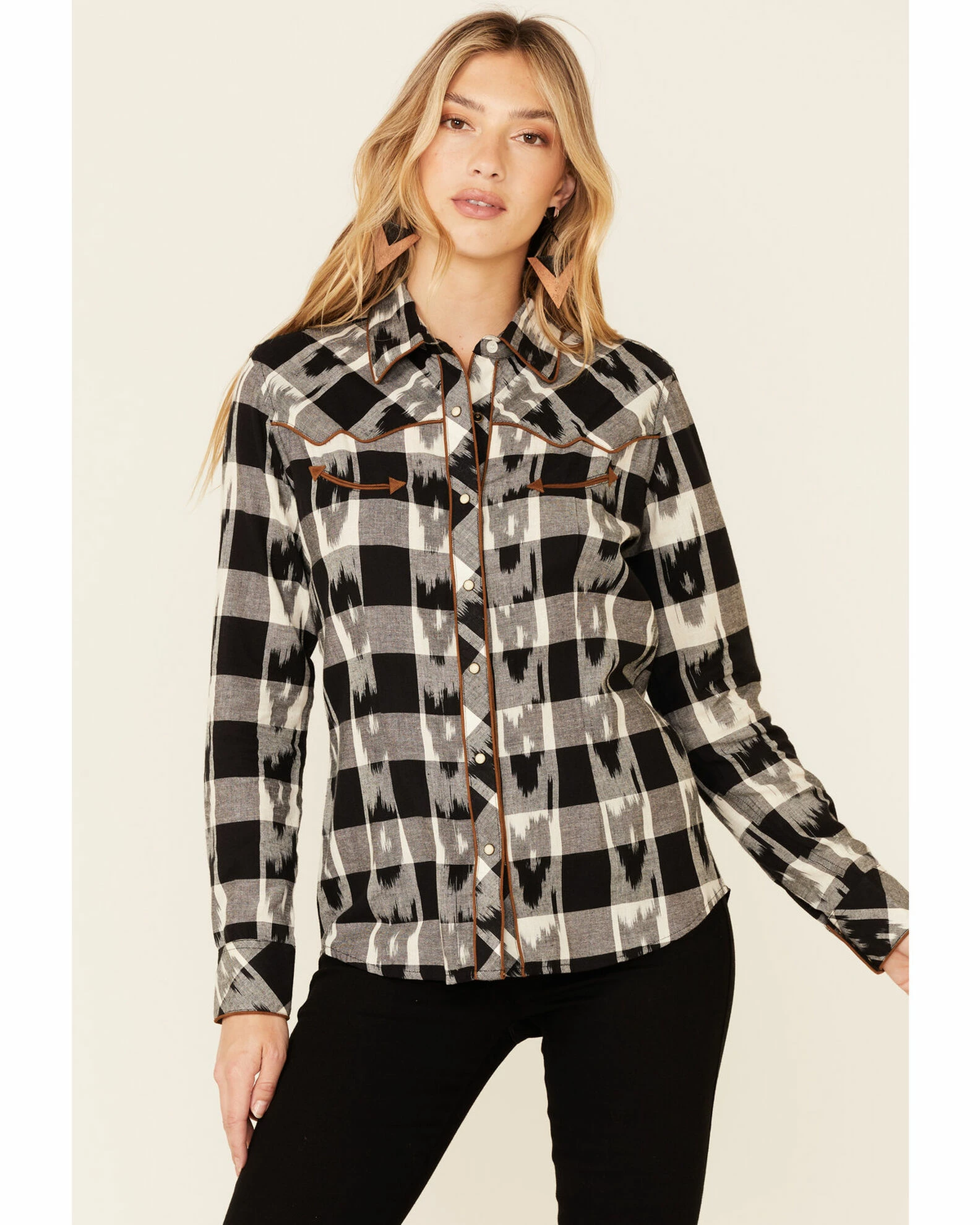 Panhandle Women's Buffalo Ikat Plaid Long Sleeve Snap Western Core Shirt Black 4 Panhandle Women's Buffalo Ikat Plaid Long Sleeve Snap Western Core Shirt Black - Image 2
