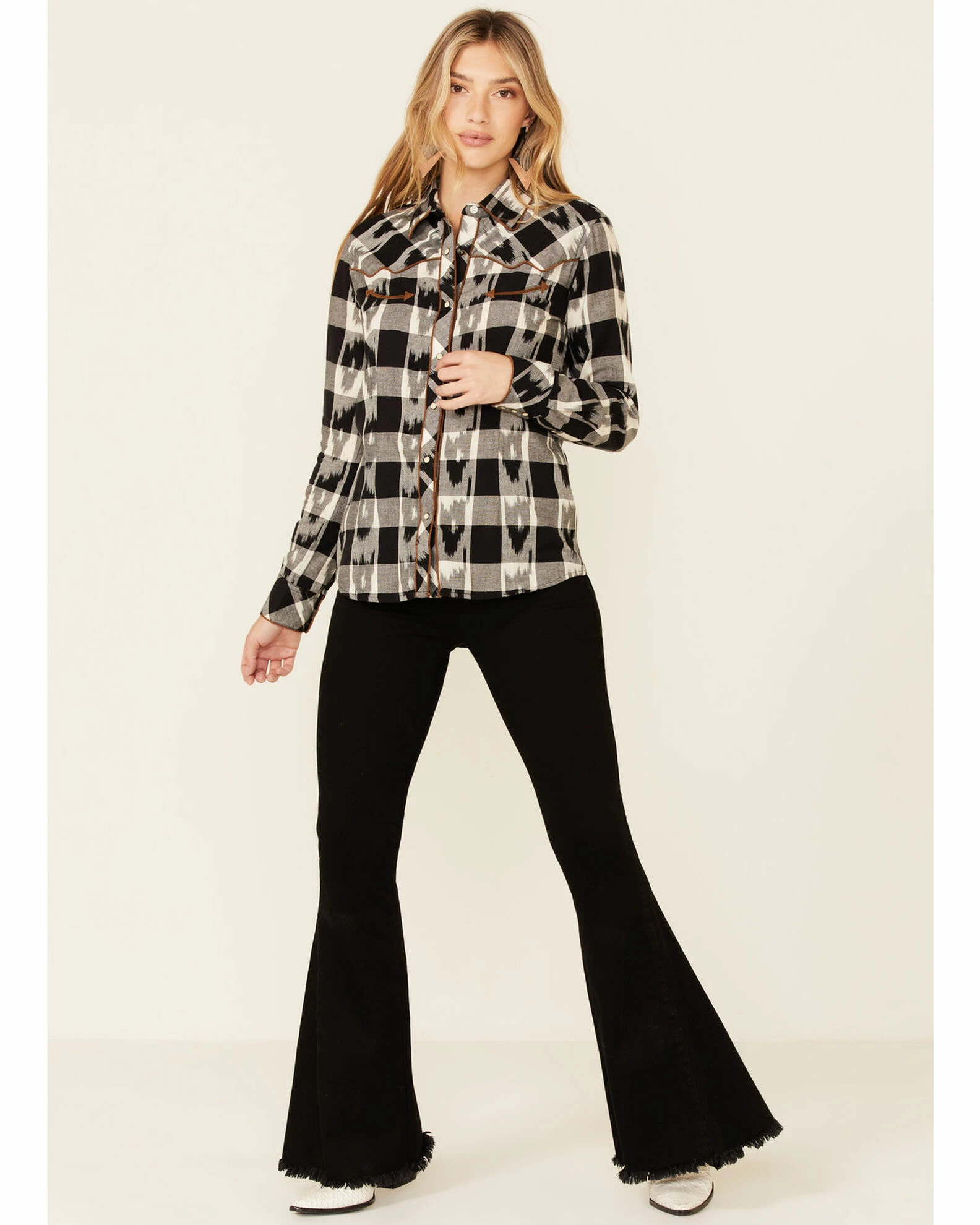 Panhandle Women's Buffalo Ikat Plaid Long Sleeve Snap Western Core Shirt Black 5 Panhandle Women's Buffalo Ikat Plaid Long Sleeve Snap Western Core Shirt Black - Image 3