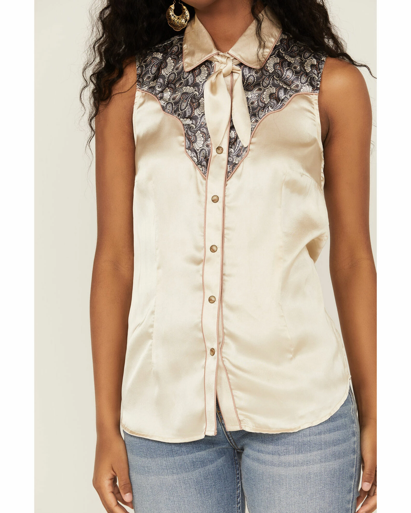 Panhandle Women's Ivory Satin Sleeveless Paisley Yoke Western Shirt 5 Panhandle Women's Ivory Satin Sleeveless Paisley Yoke Western Shirt - Image 3