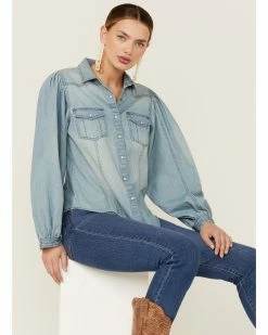 Panhandle Women's Denim Dolman Sleeve Snap Shirt Blue