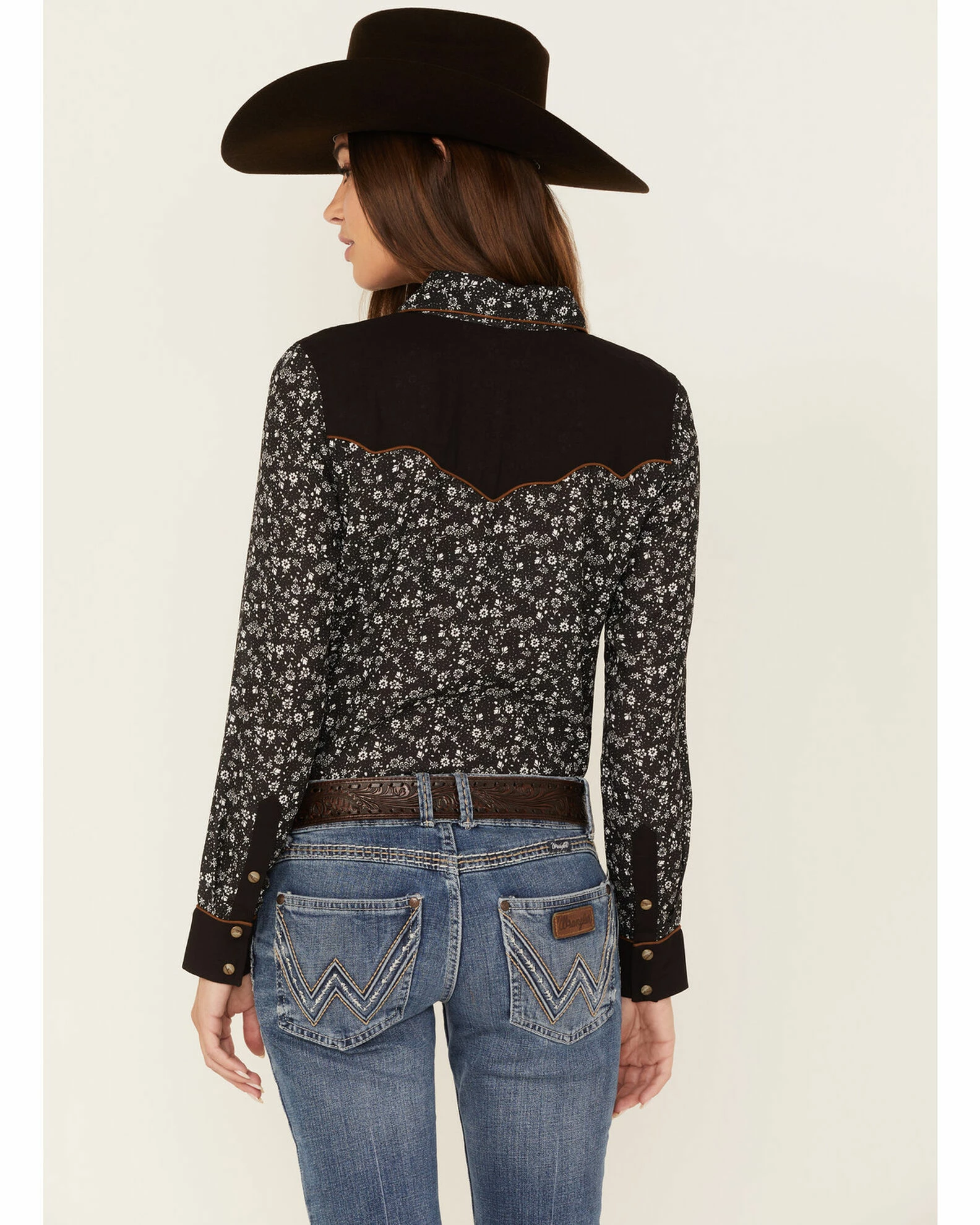 Panhandle Women's Retro Floral Print Long Sleeve Snap Western Shirt Black 6 Panhandle Women's Retro Floral Print Long Sleeve Snap Western Shirt Black - Image 4